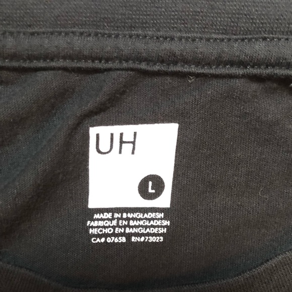 Blonde bombshell tattoo model on unisex black sleeveless tank top size large - Picture 4 of 6